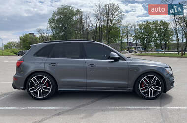 Внедорожник / Кроссовер Audi SQ5 2015 в 