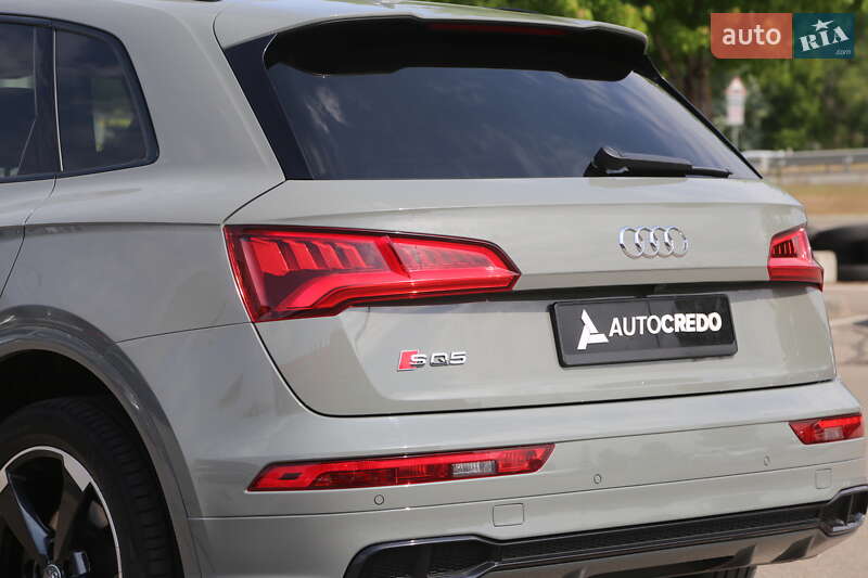 Внедорожник / Кроссовер Audi SQ5 2018 в Киеве