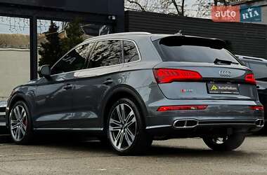Внедорожник / Кроссовер Audi SQ5 2018 в 