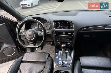 Позашляховик / Кросовер Audi SQ5 2013 в 