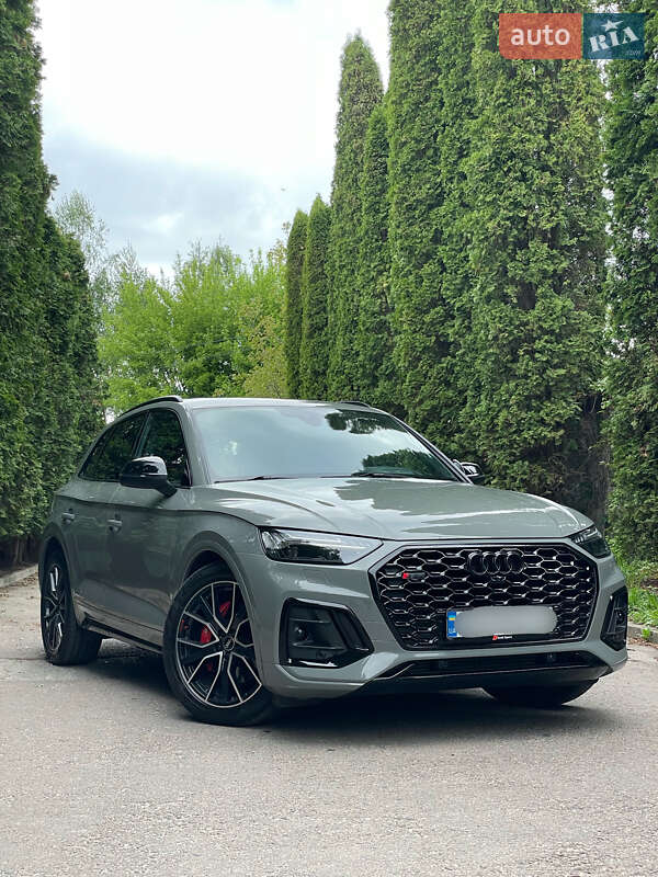 Позашляховик / Кросовер Audi SQ5 2022 в Рівному