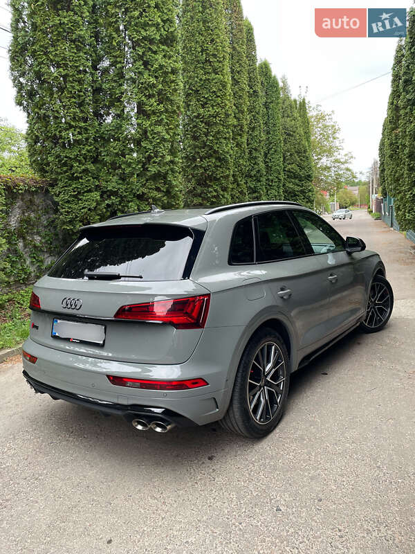 Позашляховик / Кросовер Audi SQ5 2022 в Рівному