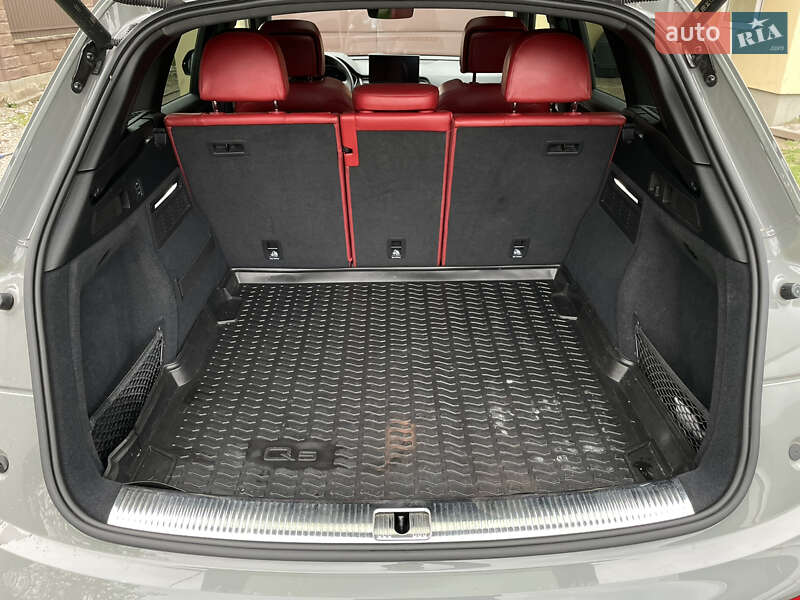 Позашляховик / Кросовер Audi SQ5 2022 в Рівному