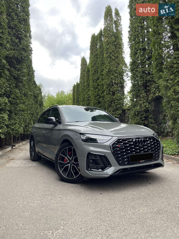 Позашляховик / Кросовер Audi SQ5 2022 в Рівному
