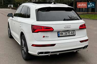 Внедорожник / Кроссовер Audi SQ5 2019 в 
