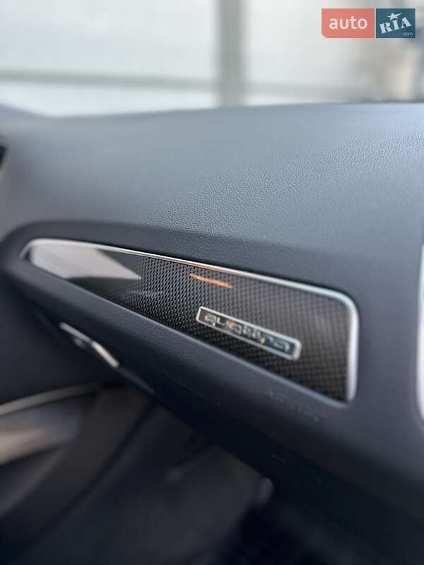 Позашляховик / Кросовер Audi SQ5 2014 в Києві