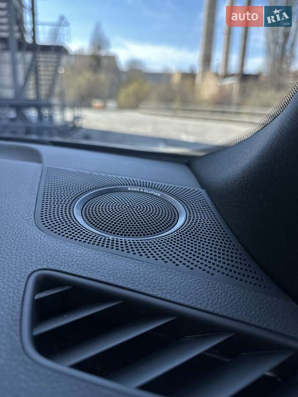 Позашляховик / Кросовер Audi SQ5 2014 в Києві