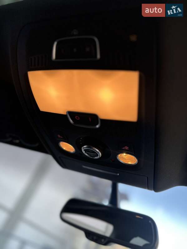 Позашляховик / Кросовер Audi SQ5 2014 в Києві