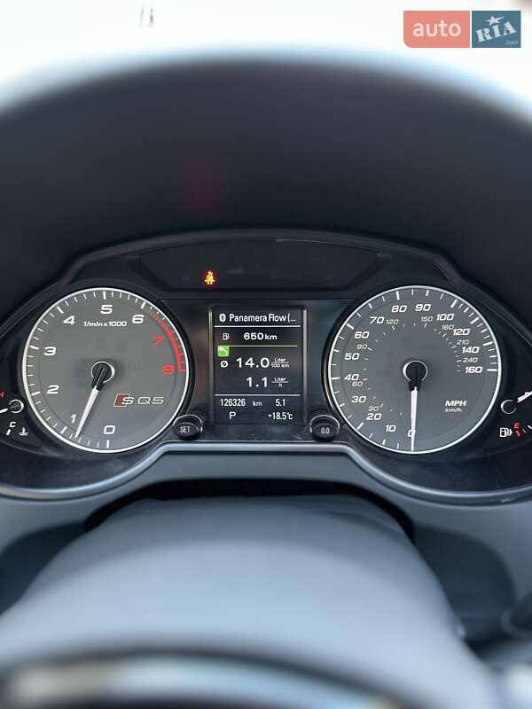 Позашляховик / Кросовер Audi SQ5 2014 в Києві