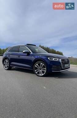 Внедорожник / Кроссовер Audi SQ5 2017 в 