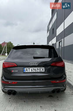 Внедорожник / Кроссовер Audi SQ5 2014 в 