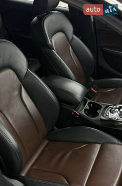 Внедорожник / Кроссовер Audi SQ5 2014 в 
