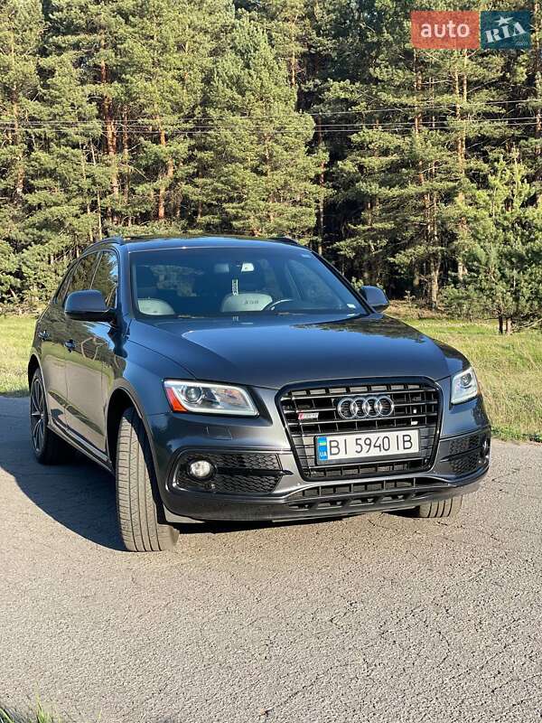 Внедорожник / Кроссовер Audi SQ5 2016 в Кременчуге