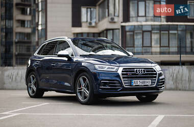 Внедорожник / Кроссовер Audi SQ5 2018 в 