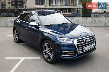 Внедорожник / Кроссовер Audi SQ5 2018 в 