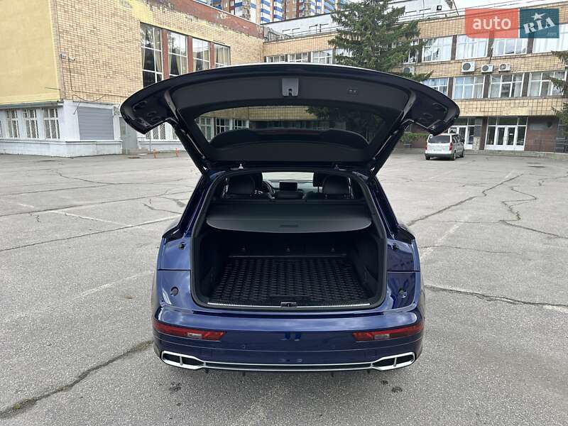 Внедорожник / Кроссовер Audi SQ5 2018 в Харькове