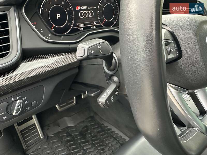 Внедорожник / Кроссовер Audi SQ5 2018 в Харькове
