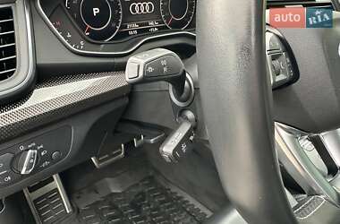 Внедорожник / Кроссовер Audi SQ5 2018 в 