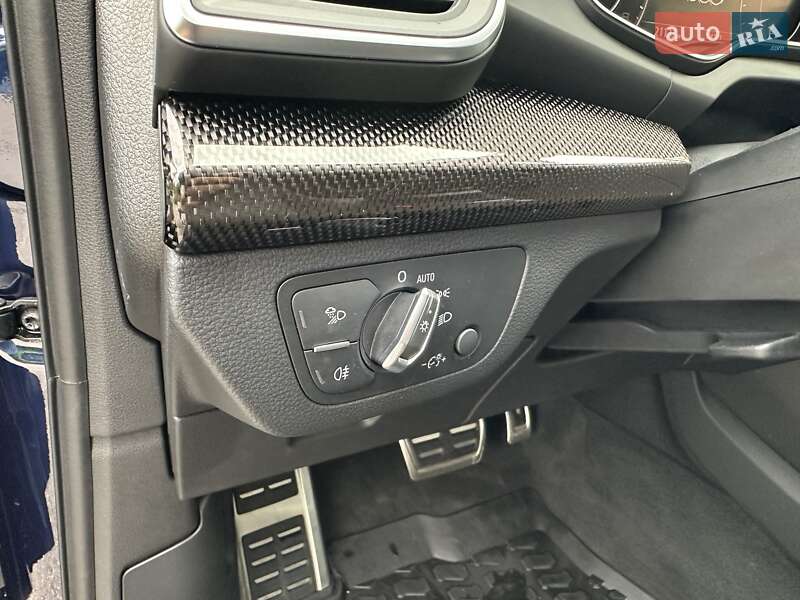 Внедорожник / Кроссовер Audi SQ5 2018 в Харькове