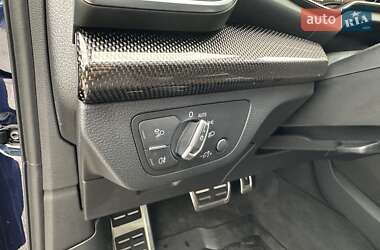 Внедорожник / Кроссовер Audi SQ5 2018 в 