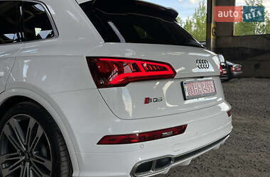 Позашляховик / Кросовер Audi SQ5 2018 в 