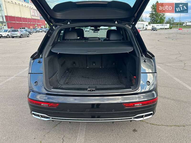 Внедорожник / Кроссовер Audi SQ5 2017 в Киеве фото 9 Внедорожник / Кроссовер Audi SQ5 2017 в Киеве