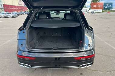 Внедорожник / Кроссовер Audi SQ5 2017 в 