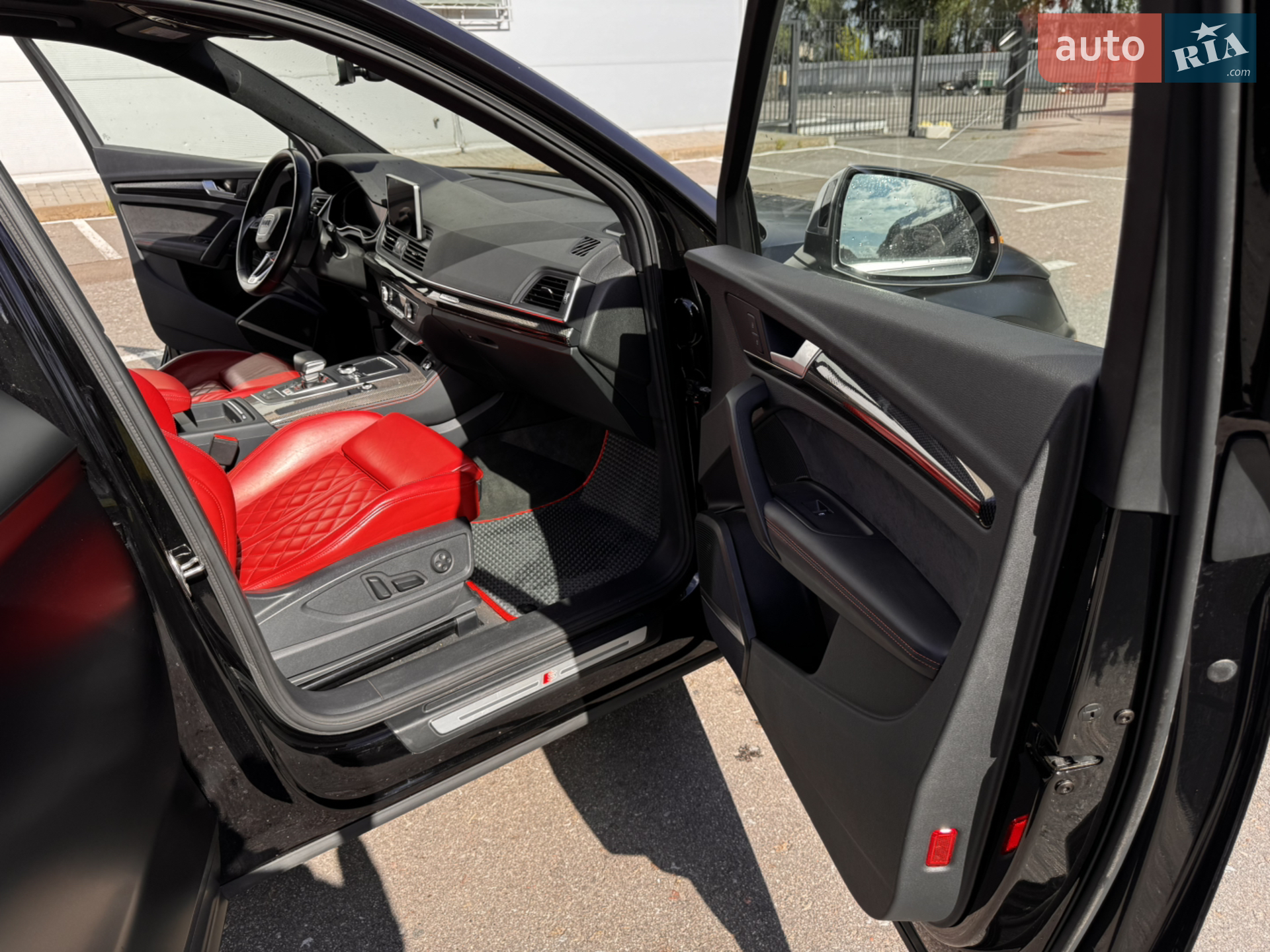 2018 Audi SQ5 - мініатюра 16