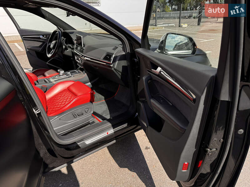 Внедорожник / Кроссовер Audi SQ5 2018 в Киеве фото 16 Внедорожник / Кроссовер Audi SQ5 2018 в Киеве