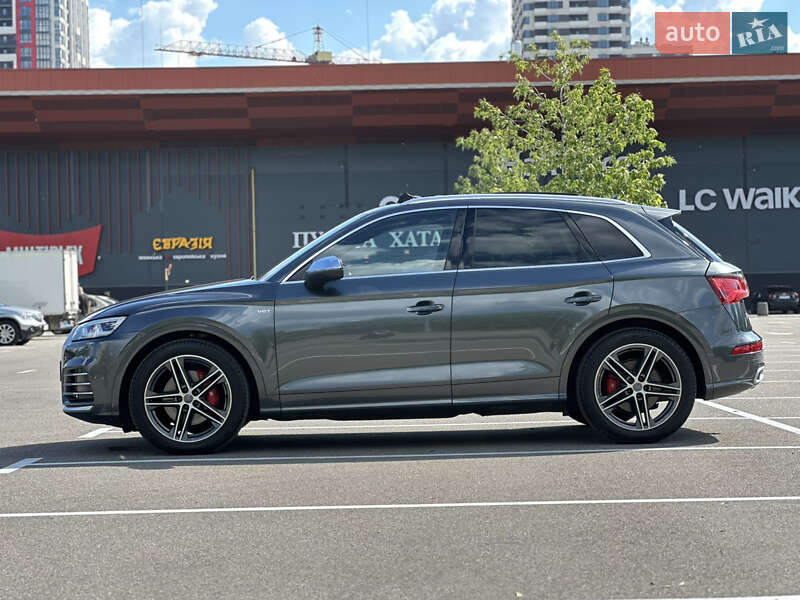 Внедорожник / Кроссовер Audi SQ5 2017 в Киеве