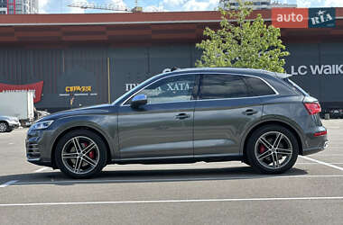 Внедорожник / Кроссовер Audi SQ5 2017 в 