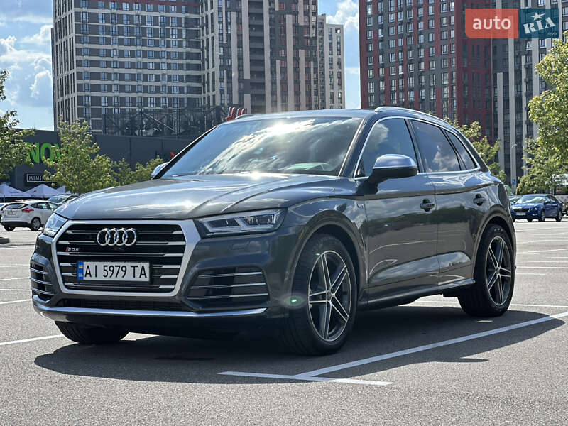 Внедорожник / Кроссовер Audi SQ5 2017 в Киеве