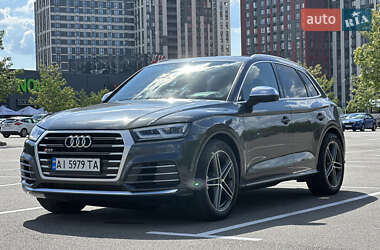Внедорожник / Кроссовер Audi SQ5 2017 в 