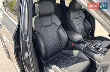 Внедорожник / Кроссовер Audi SQ5 2017 в 