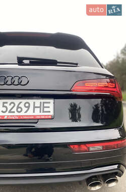 Позашляховик / Кросовер Audi SQ5 2023 в 