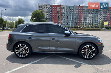 Внедорожник / Кроссовер Audi SQ5 2018 в 