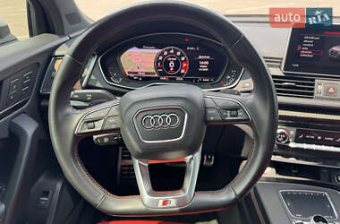 Внедорожник / Кроссовер Audi SQ5 2018 в 