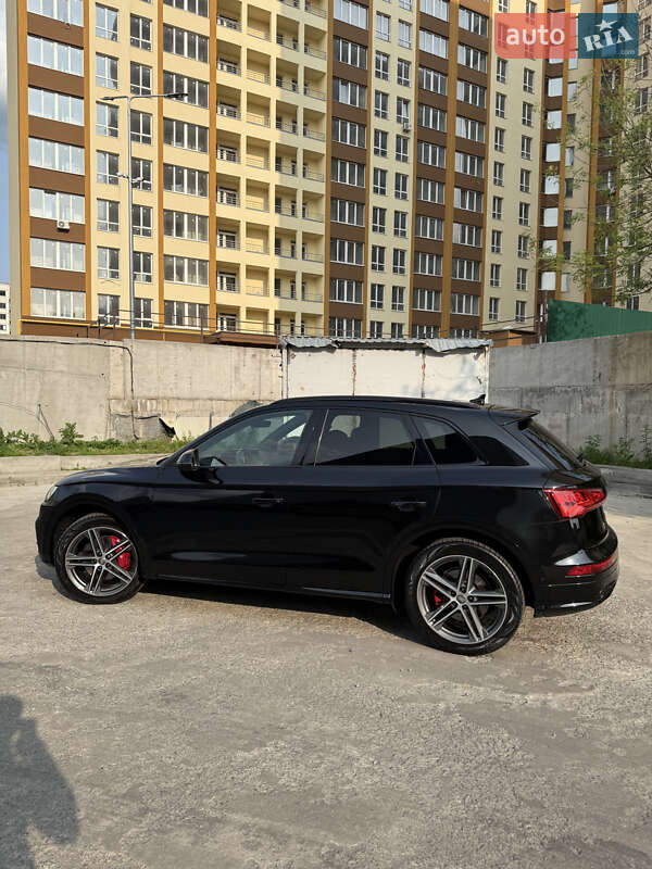 Внедорожник / Кроссовер Audi SQ5 2018 в Киеве