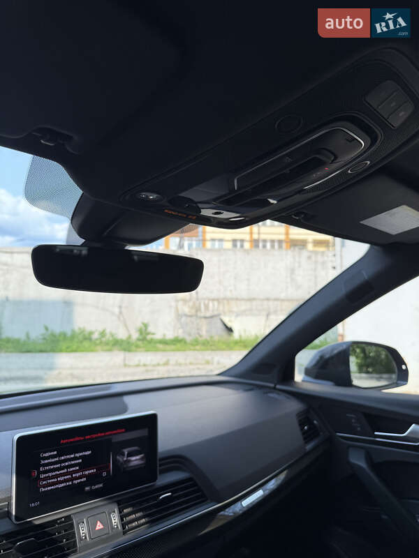 Внедорожник / Кроссовер Audi SQ5 2018 в Киеве