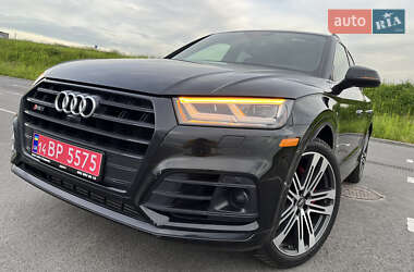 Внедорожник / Кроссовер Audi SQ5 2020 в 