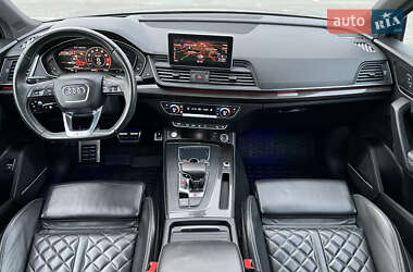 Внедорожник / Кроссовер Audi SQ5 2020 в 