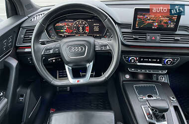 Внедорожник / Кроссовер Audi SQ5 2020 в 
