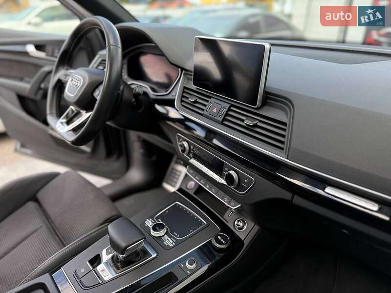 Внедорожник / Кроссовер Audi SQ5 2019 в Днепре фото 20 Внедорожник / Кроссовер Audi SQ5 2019 в Днепре
