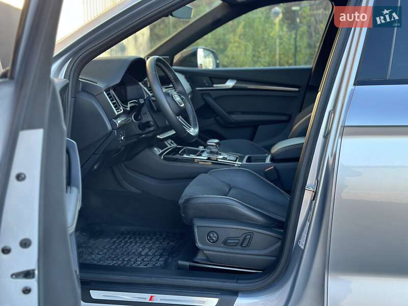 Позашляховик / Кросовер Audi SQ5 2022 в Львові