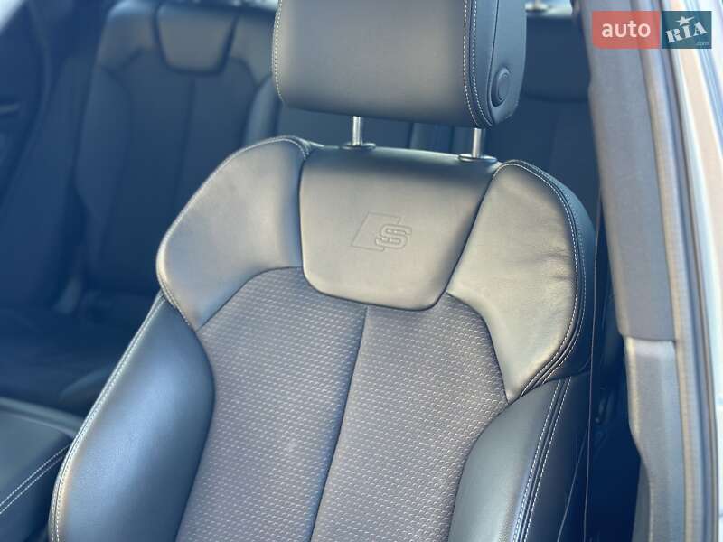 Позашляховик / Кросовер Audi SQ5 2022 в Львові