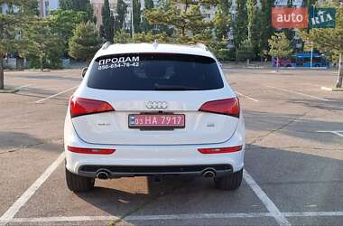 Внедорожник / Кроссовер Audi SQ5 2014 в 