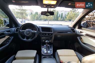 Внедорожник / Кроссовер Audi SQ5 2014 в 