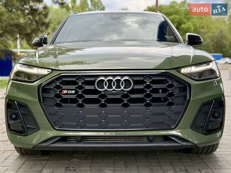 Внедорожник / Кроссовер Audi SQ5 2021 в Днепре