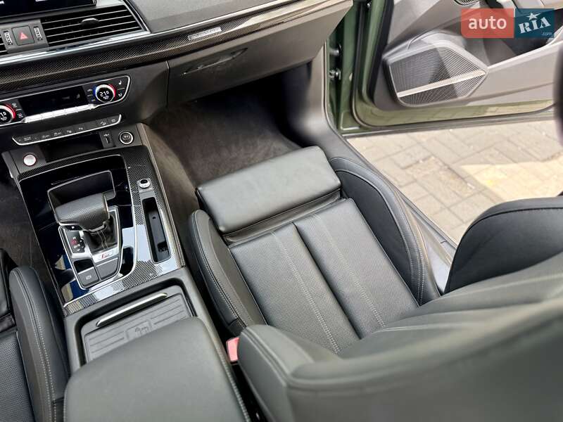 Внедорожник / Кроссовер Audi SQ5 2021 в Днепре