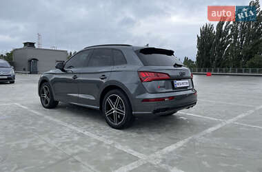 Внедорожник / Кроссовер Audi SQ5 2018 в 